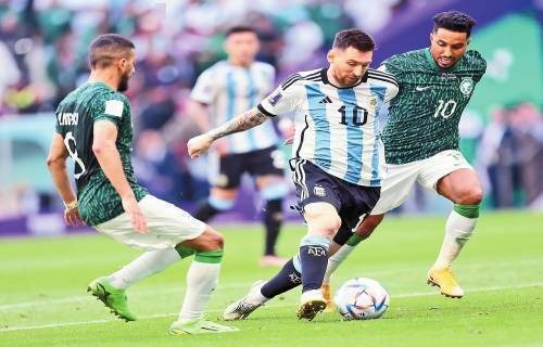 2025 年 MLB 伦敦赛：大都会对阵费城人，现场观众人数连续两日爆满